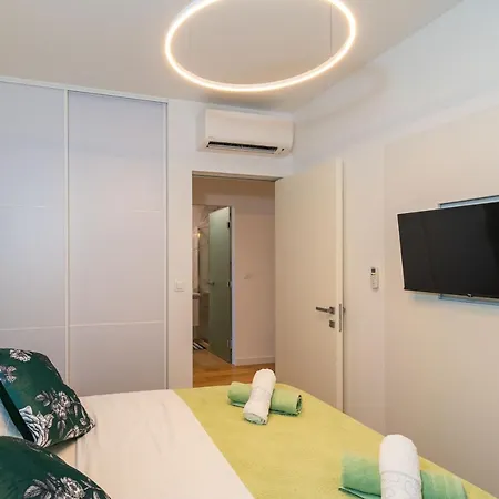 Sunset Ankora Deluxe Apartament *